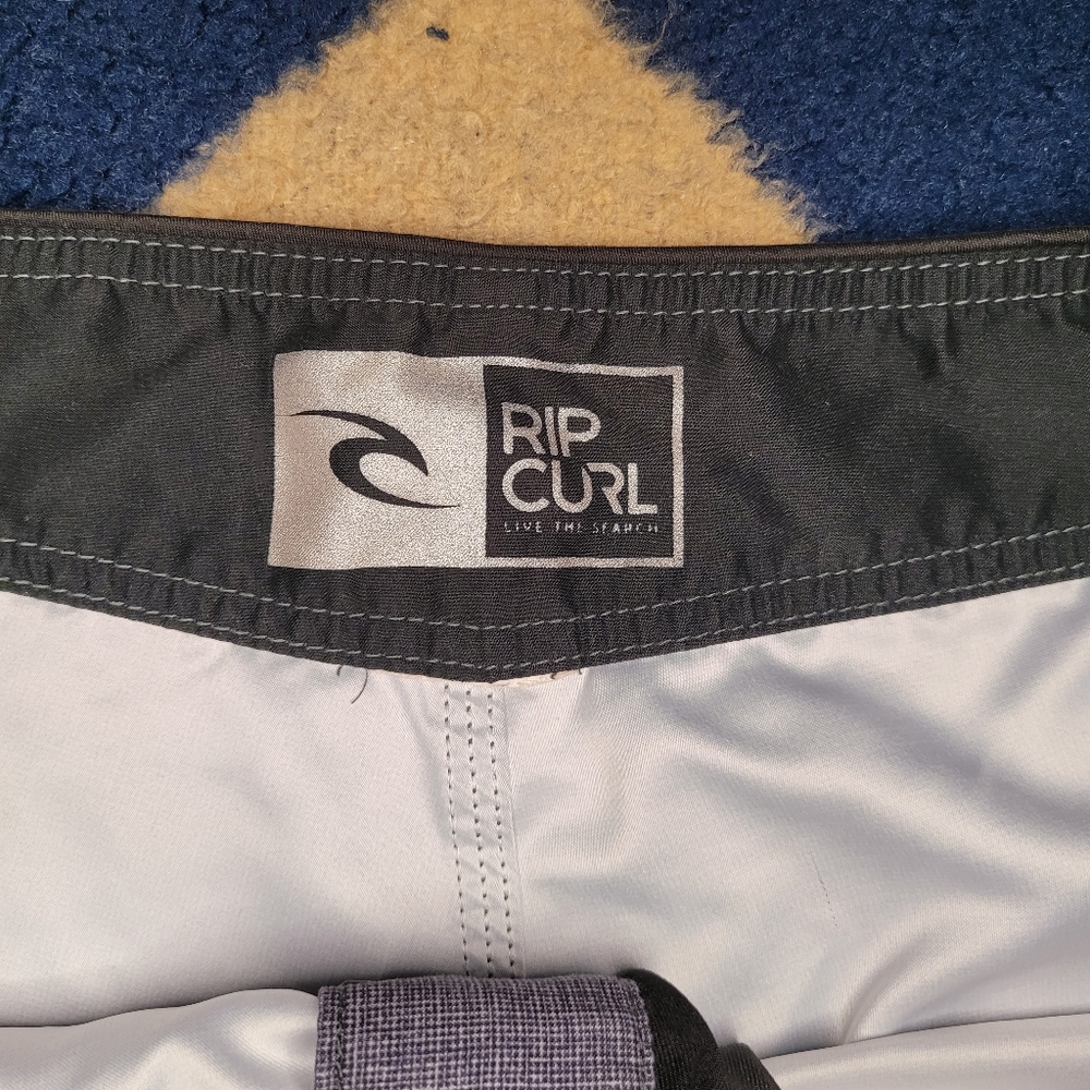 Rip Curl Swimming Trunks - Picture 6 of 8